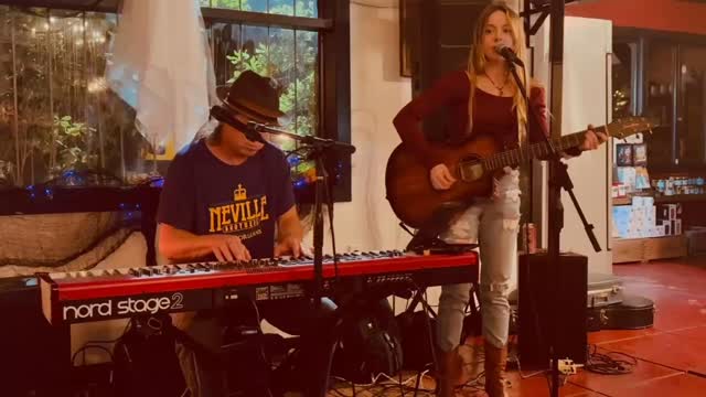 Fun combo #livemusic session with @annajae3 & @eric_wiley_music TONIGHT! 
Happy Halloween Eve everyone 🎶 🎃