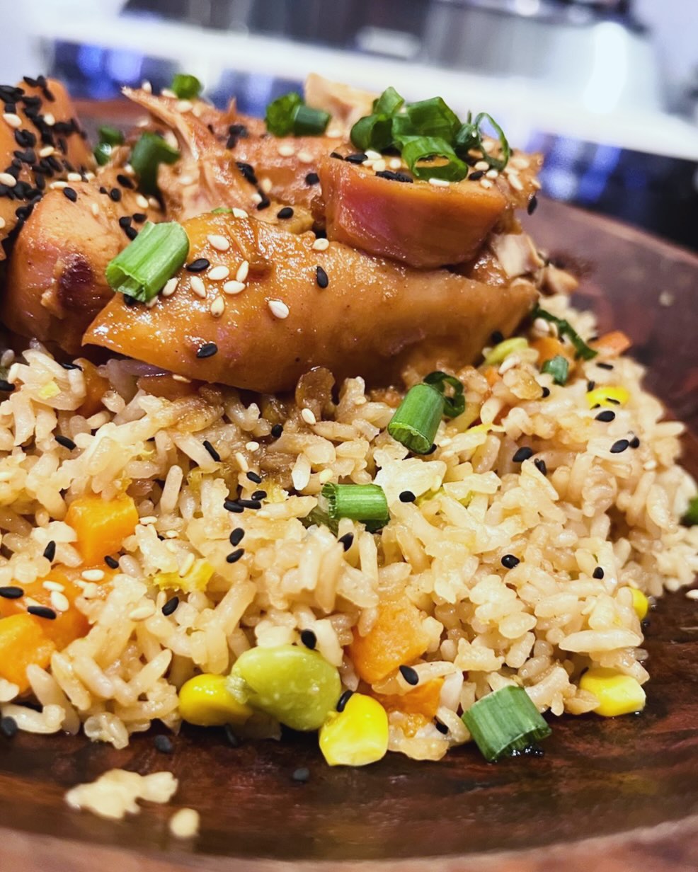 Mike’s Fried Rice is served! 🍚 🍽️ 
+ Enjoy Karaoke & Open Mic TONIGHT! 
Join us for songs, words & laughter. Try your skills at standup comedy or share something you’ve written 🖊️🎙️
Doors open at 5:30, Karaoke with Brandon starts at 6:30!
. . .
#RussianRiver #Guerneville #RioNido
